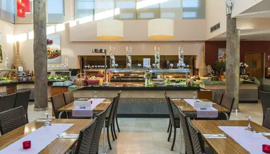 Grupotel Playa Feliz