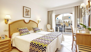 Grupotel Santa Eularia