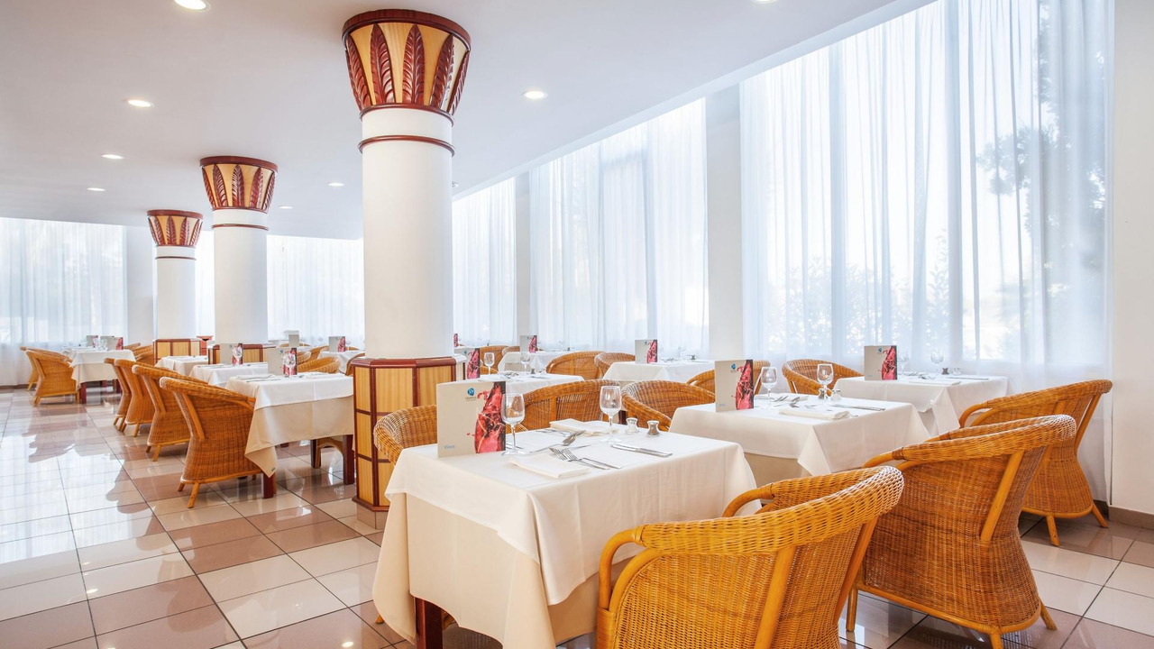 Grupotel Santa Eularia