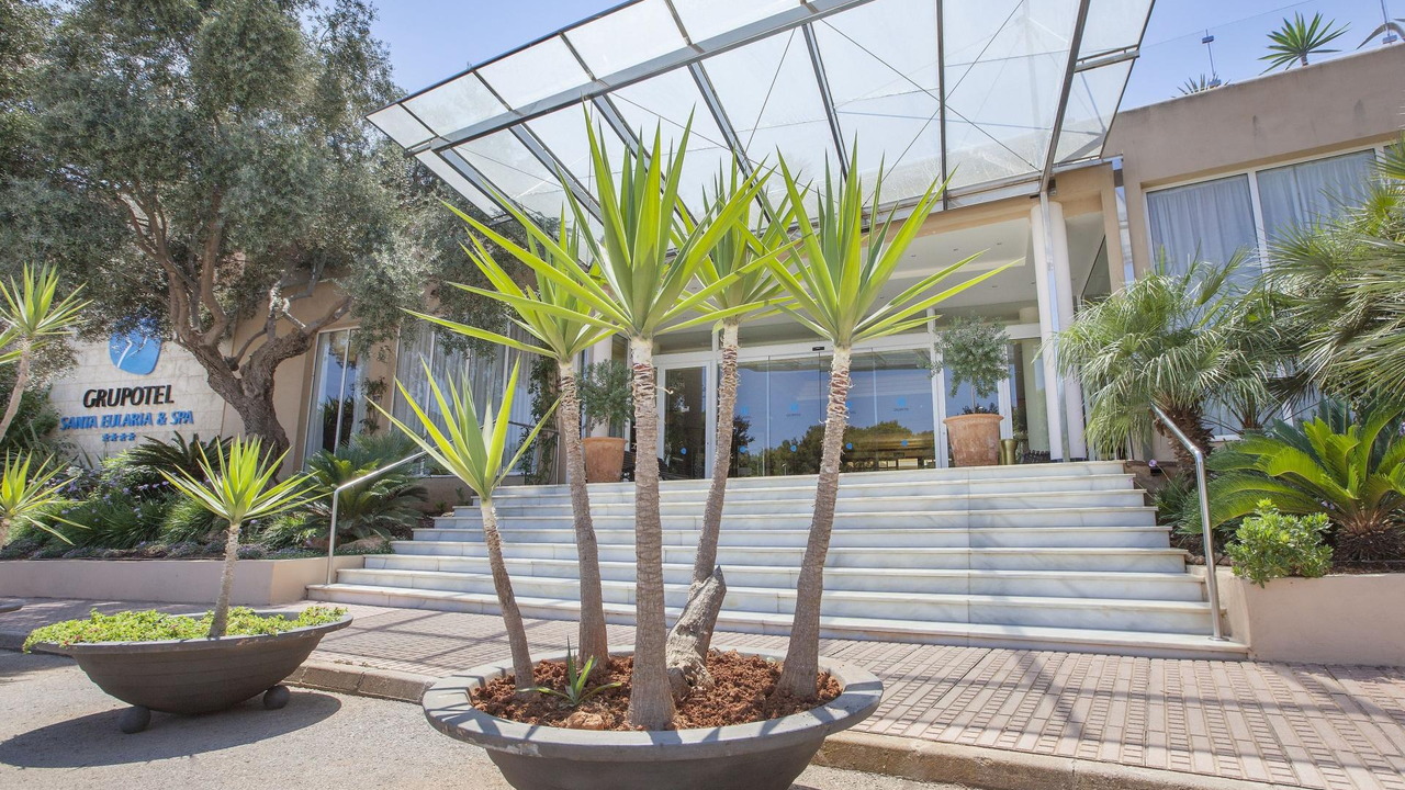 Grupotel Santa Eularia