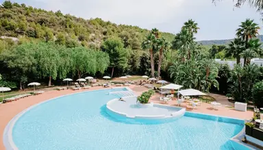 Gusmay Resort
