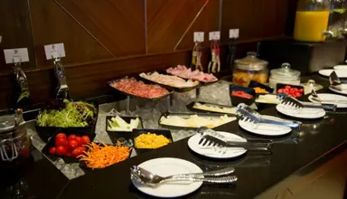 H Hotel