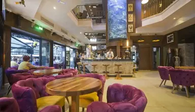 H Hotel