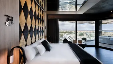 H Hotel