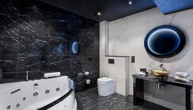 H Hotel