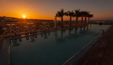 H Hotel