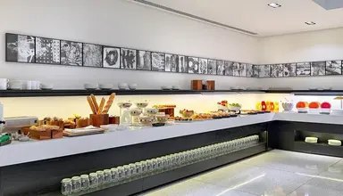 H10 Art Gallery