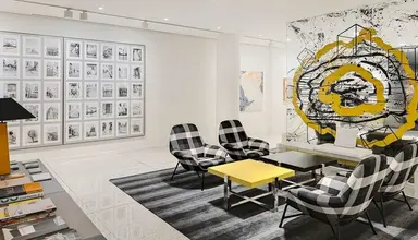 H10 Art Gallery