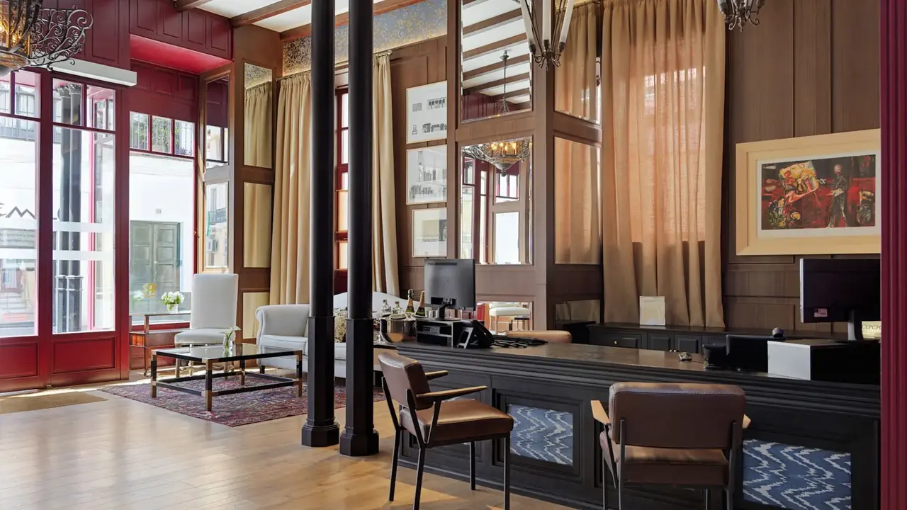 H10 Corregidor Boutique