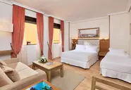 H10 Corregidor Boutique