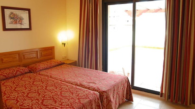 H10 Costa Salinas