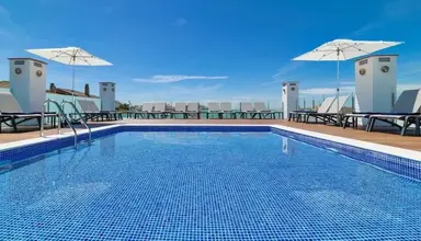 H10 Delfin Park