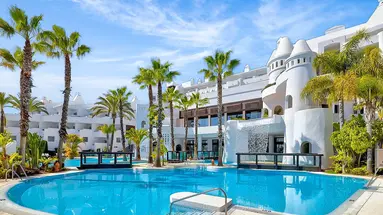 H10 Estepona Palace