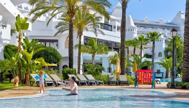 H10 Estepona Palace