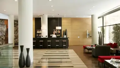 H10 Marina