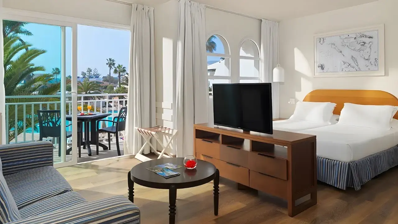 H10 Ocean Suites