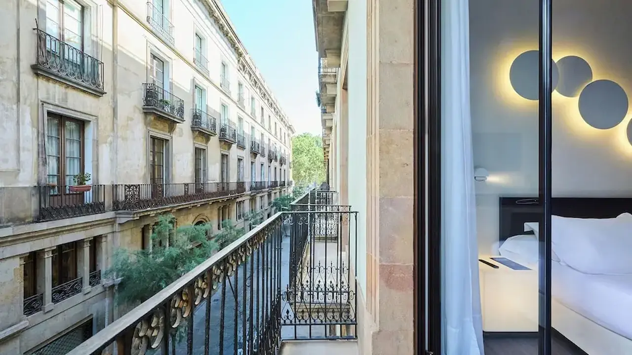 H10 Port Vell