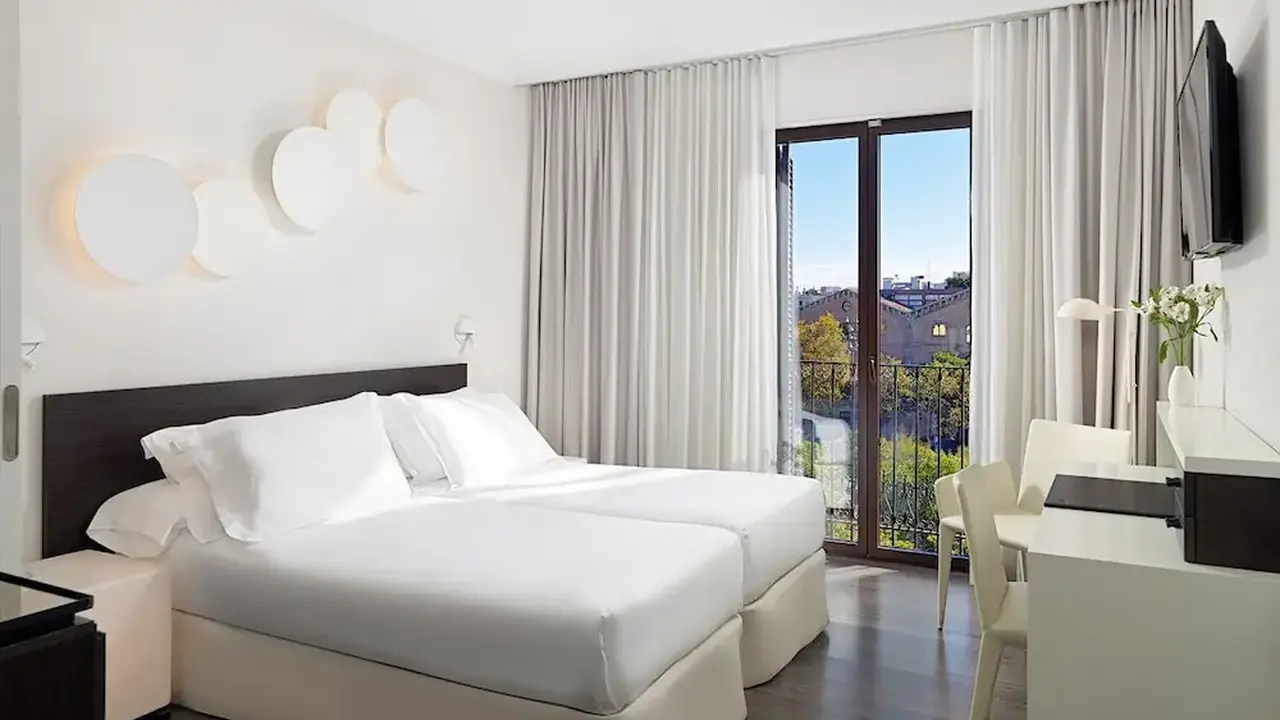 H10 Port Vell
