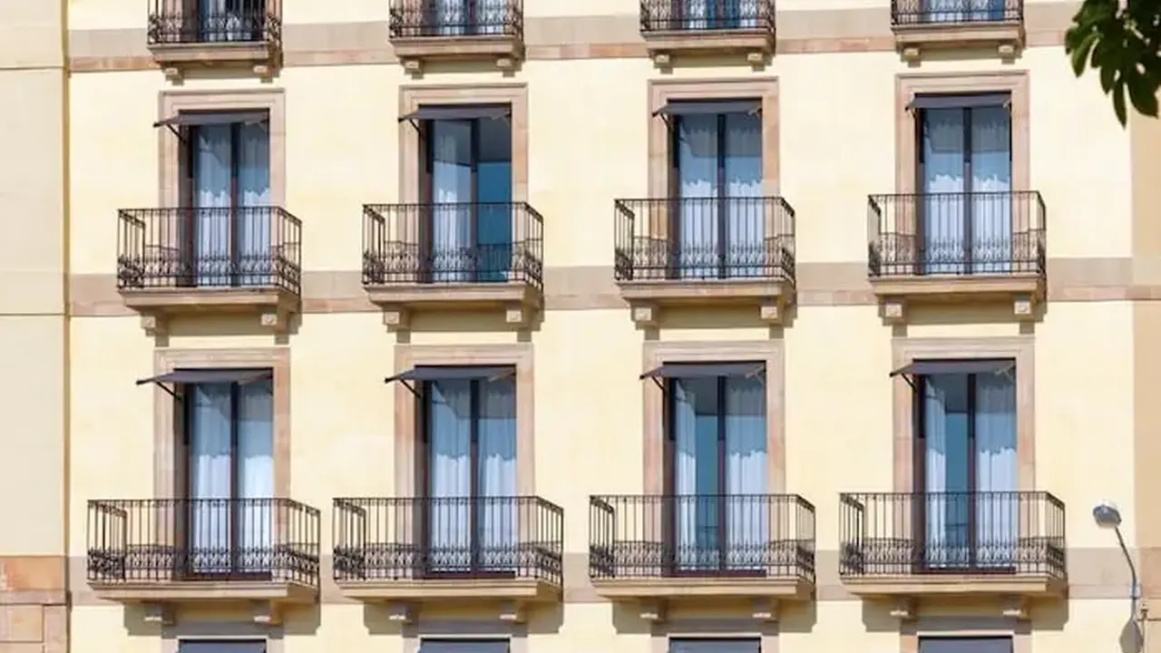 H10 Port Vell