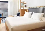 H10 Puerto Poniente