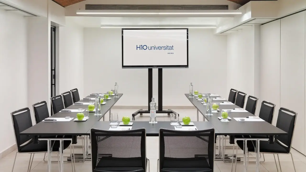 H10 Universitat