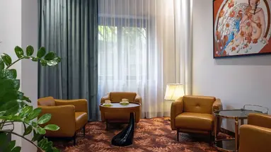 H12 Hotel