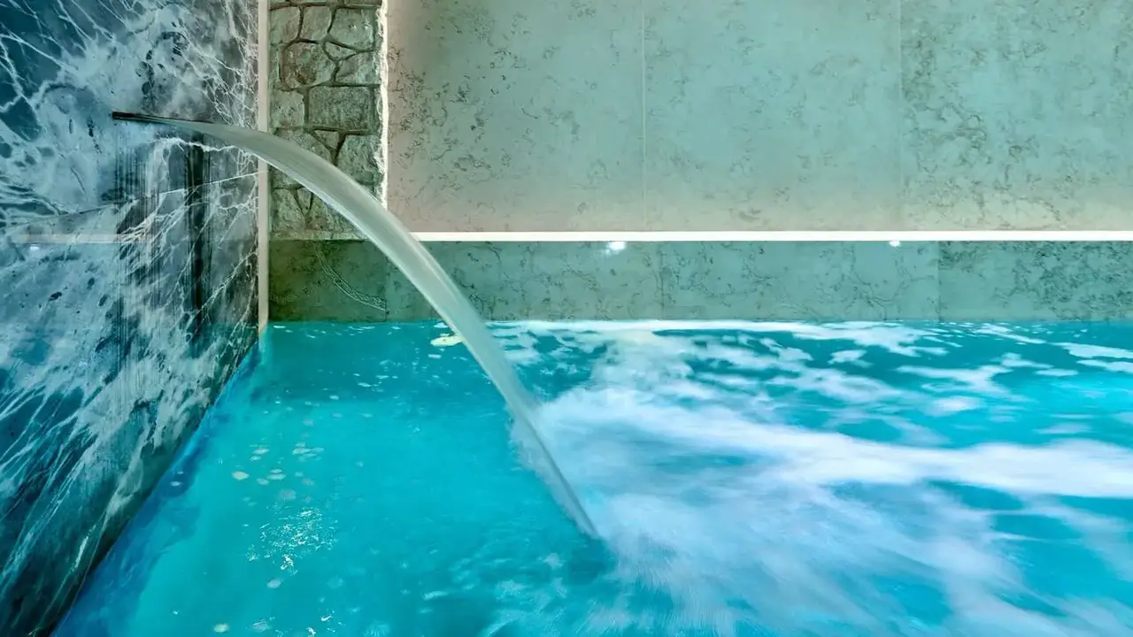H15 Luxury Palace