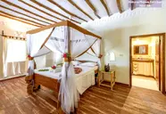 Hakuna Majiwe Beach Lodge