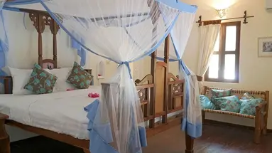 Hakuna Majiwe Beach Lodge