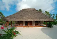 Hakuna Majiwe Beach Lodge