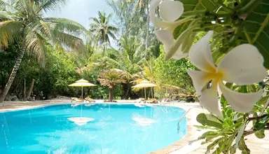 Hakuna Majiwe Beach Lodge