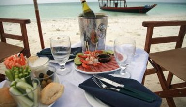 Hakuna Matata Beach Lodge & Spa