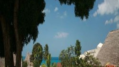 Hakuna Matata Beach Lodge & Spa
