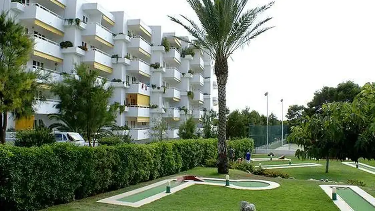Hamilton Court