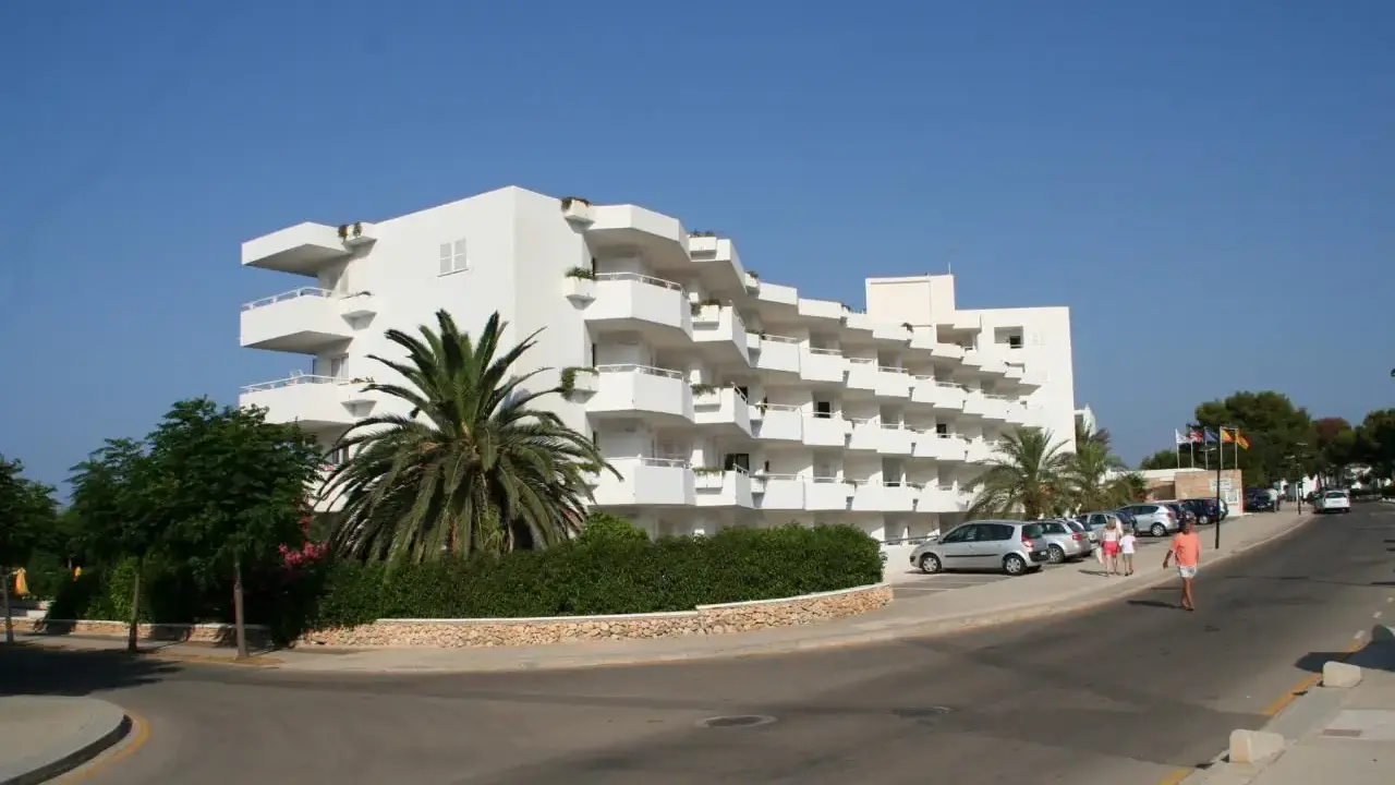 Hamilton Court