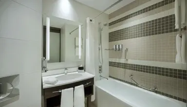 Hampton by Hilton Dubai Airport