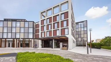 Hampton by Hilton Dubai Al Seef