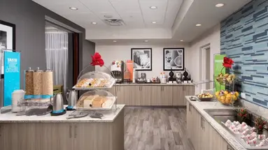 Hampton Inn Miami Airport East