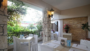 Hanioti Palace