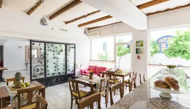 Happiness Apartments