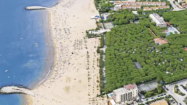 Happy Camp Residence Village