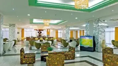Happy Elegant