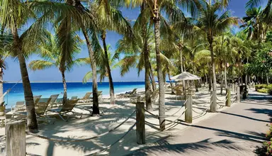 Harbour Village Beach Club