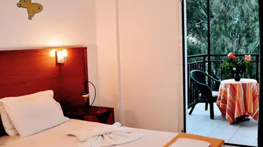 Haris Apartments (Hersonissos)