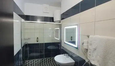 Haris (Vlora)