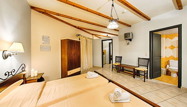 Harmony Studios and Appartements (Limni Keri)
