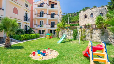 Harmony Studios and Appartements (Limni Keri)