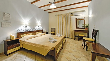 Harmony Studios and Appartements (Limni Keri)