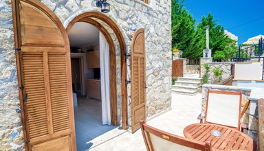 Harmony Studios and Appartements (Limni Keri)