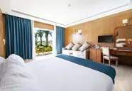 Hawaii Paradise Aqua Park Resort